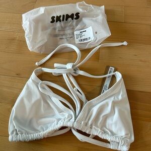 Skims Swim Signature Triangle Top Size 2XL